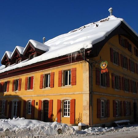 Hotel De L'Aigle Couvet Exteriér fotografie